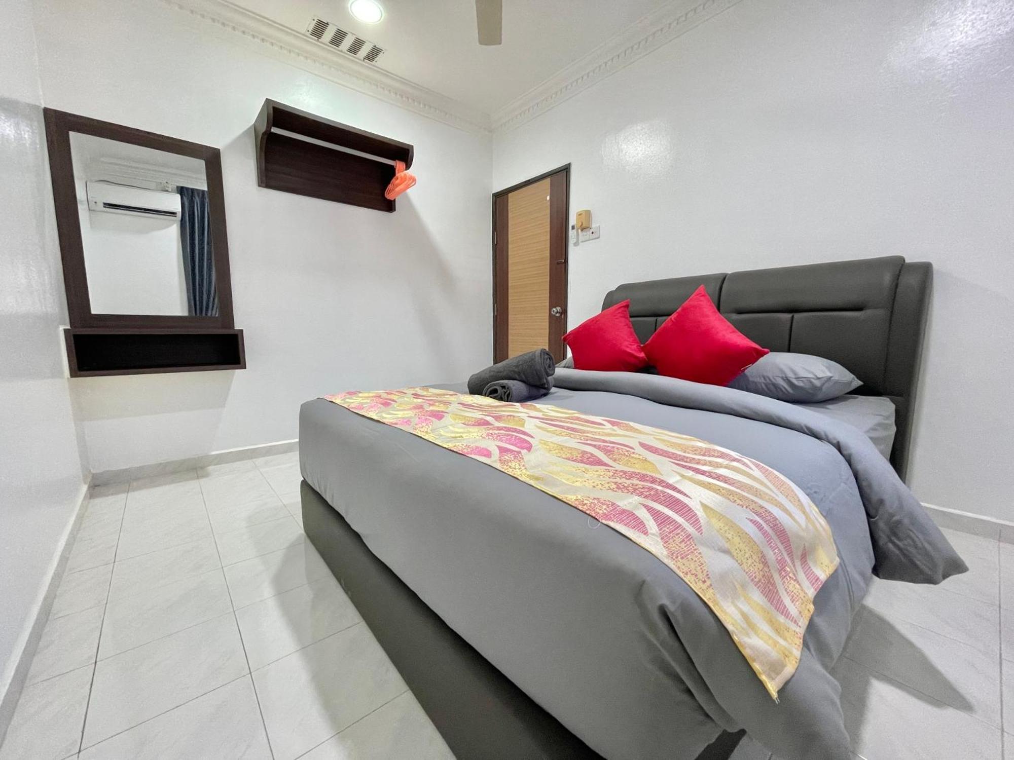 Langkawi Cozy Holiday Home At Bukit Indah By Zervin Kuah Exterior foto